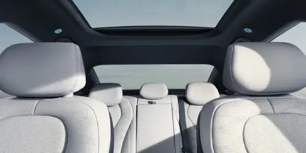 BYD SEAL 6 DM-i premium comfort seats and panoramic sunroof