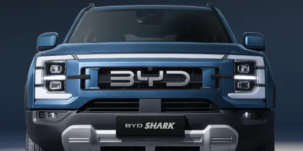 BYD SHARK DMO plug-in hybrid pick-up truck