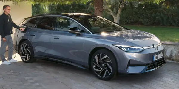 Volkswagen ID.7 Tourer exterior styling